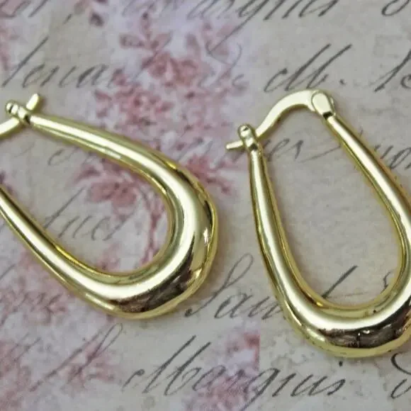 New Gold Plated Over 925 Silver Oval Hoop Earrings E41 - Picture 3 of 3